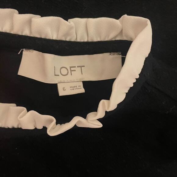 Loft black dress ruffle white collar size 6 Ann Taylor rayon blend LBD EUC - Picture 5 of 6